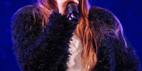 Powiększ grafikę: 2-wojewodzki-konkurs-wokalny-melodie-w-blasku-swiat-668211.jpg