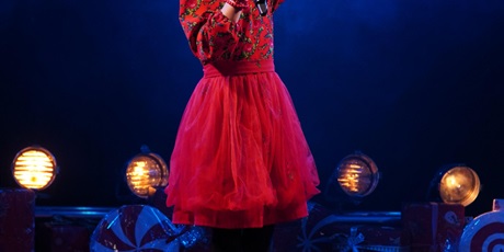 Powiększ grafikę: 2-wojewodzki-konkurs-wokalny-melodie-w-blasku-swiat-668223.jpg