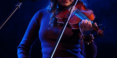 Powiększ grafikę: 2-wojewodzki-konkurs-wokalny-melodie-w-blasku-swiat-668278.jpg