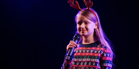 Powiększ grafikę: 2-wojewodzki-konkurs-wokalny-melodie-w-blasku-swiat-668283.jpg