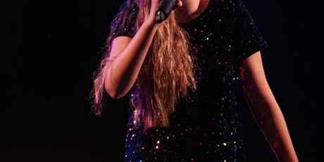 Powiększ grafikę: 2-wojewodzki-konkurs-wokalny-melodie-w-blasku-swiat-668289.jpg