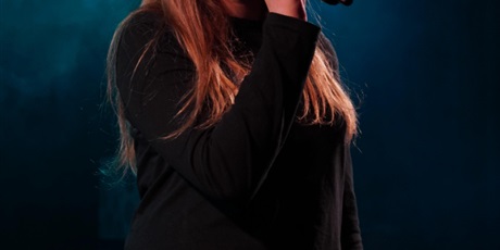 Powiększ grafikę: 2-wojewodzki-konkurs-wokalny-melodie-w-blasku-swiat-668316.jpg