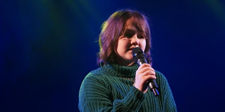 Powiększ grafikę: 2-wojewodzki-konkurs-wokalny-melodie-w-blasku-swiat-668321.jpg