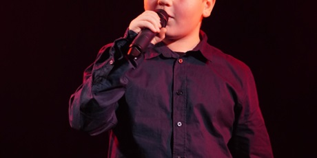 Powiększ grafikę: 2-wojewodzki-konkurs-wokalny-melodie-w-blasku-swiat-668326.jpg