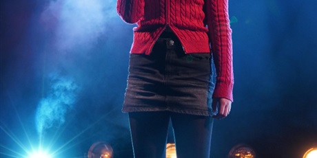 Powiększ grafikę: 2-wojewodzki-konkurs-wokalny-melodie-w-blasku-swiat-668345.jpg