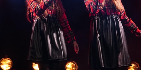 Powiększ grafikę: 2-wojewodzki-konkurs-wokalny-melodie-w-blasku-swiat-668363.jpg