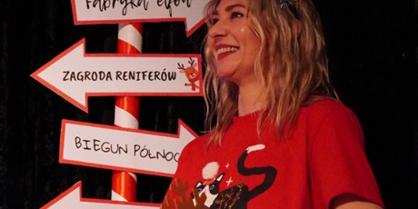 Powiększ grafikę: 2-wojewodzki-konkurs-wokalny-melodie-w-blasku-swiat-668365.jpg