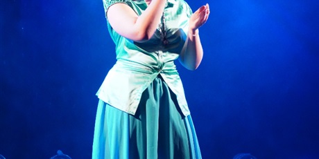 Powiększ grafikę: 2-wojewodzki-konkurs-wokalny-melodie-w-blasku-swiat-668384.jpg