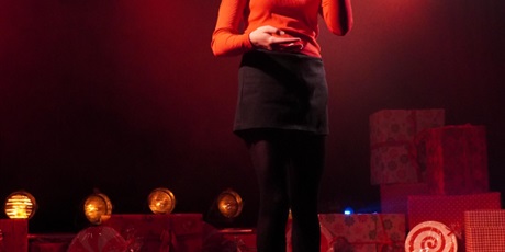 Powiększ grafikę: 2-wojewodzki-konkurs-wokalny-melodie-w-blasku-swiat-668395.jpg