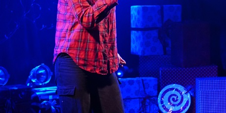 Powiększ grafikę: 2-wojewodzki-konkurs-wokalny-melodie-w-blasku-swiat-668399.jpg