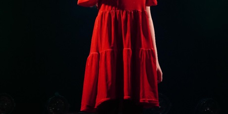 Powiększ grafikę: 2-wojewodzki-konkurs-wokalny-melodie-w-blasku-swiat-668409.jpg