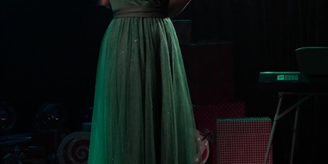 Powiększ grafikę: 2-wojewodzki-konkurs-wokalny-melodie-w-blasku-swiat-668412.jpg