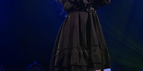 Powiększ grafikę: 2-wojewodzki-konkurs-wokalny-melodie-w-blasku-swiat-668421.jpg