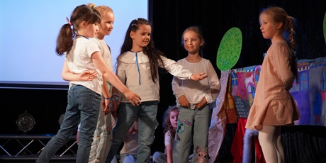 Powiększ grafikę: 5-wojewodzki-festiwal-teatralny-gramy-703196.jpg
