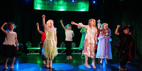 Powiększ grafikę: 5-wojewodzki-festiwal-teatralny-gramy-703223.jpg