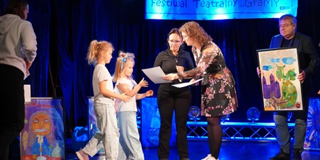 Powiększ grafikę: 5-wojewodzki-festiwal-teatralny-gramy-703229.jpg