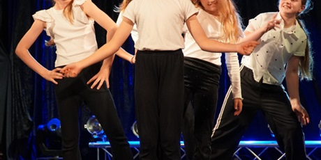 Powiększ grafikę: 5-wojewodzki-festiwal-teatralny-gramy-703247.jpg