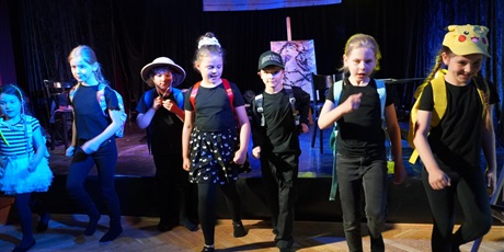 Powiększ grafikę: 5-wojewodzki-festiwal-teatralny-gramy-703261.jpg
