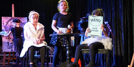 Powiększ grafikę: 5-wojewodzki-festiwal-teatralny-gramy-703265.jpg
