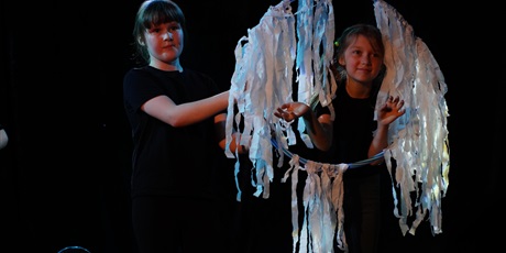 Powiększ grafikę: 5-wojewodzki-festiwal-teatralny-gramy-703276.jpg