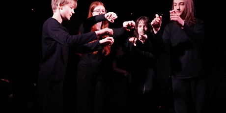 Powiększ grafikę: 5-wojewodzki-festiwal-teatralny-gramy-703311.jpg