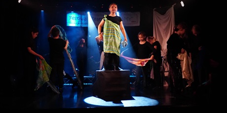 Powiększ grafikę: 5-wojewodzki-festiwal-teatralny-gramy-703320.jpg