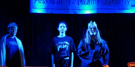 Powiększ grafikę: 5-wojewodzki-festiwal-teatralny-gramy-703353.jpg