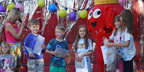 Powiększ grafikę: dzien-dziecka-w-palacu-mlodziezy-700633.jpg
