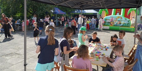 Powiększ grafikę: dzien-dziecka-w-palacu-mlodziezy-700662.jpg