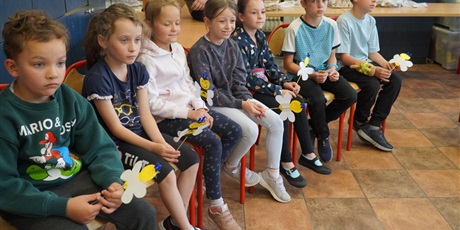 Powiększ grafikę: fotorelacja-drugi-turnus-polkolonii-zasilani-zdrowa-energia-634537.jpg