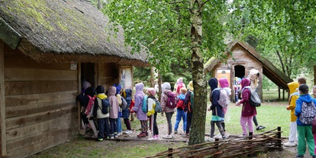 Powiększ grafikę: fotorelacja-drugi-turnus-polkolonii-zasilani-zdrowa-energia-634589.jpg