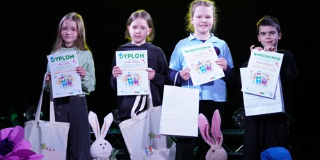 Powiększ grafikę: fotorelacja-z-13-gdanskiego-konkursu-plastycznego-pisanki-jajka-malowane-685357.jpg