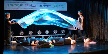 Powiększ grafikę: fotorelacja-z-4-trojmiejskiego-festiwalu-teatralnego-gramy-626020.jpg