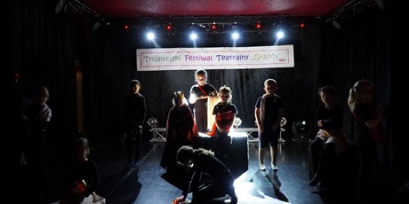 Powiększ grafikę: fotorelacja-z-4-trojmiejskiego-festiwalu-teatralnego-gramy-626040.jpg