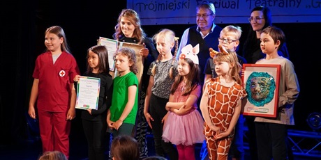 Powiększ grafikę: fotorelacja-z-4-trojmiejskiego-festiwalu-teatralnego-gramy-626056.jpg