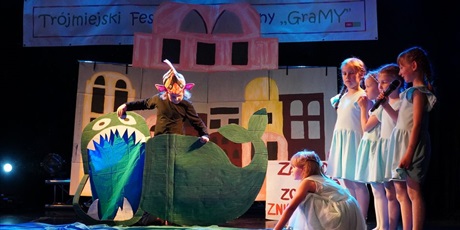 Powiększ grafikę: fotorelacja-z-4-trojmiejskiego-festiwalu-teatralnego-gramy-626082.jpg