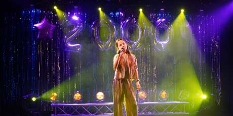 Powiększ grafikę: fotorelacja-z-5-ogolnopolskiego-festiwalu-wokalnego-polskiej-piosenki-z-piosenka-przez-dekade-lata-2000-623761.jpg