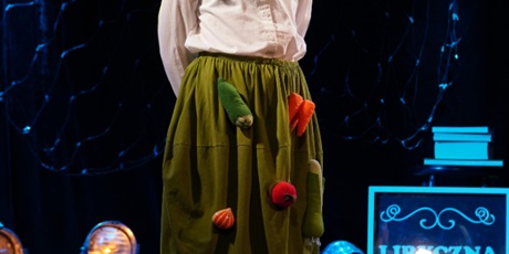 Powiększ grafikę: fotorelacja-z-gdanskiego-konkursu-recytacji-i-form-scenicznych-liryczna-scena-mistrzow-679570.jpg