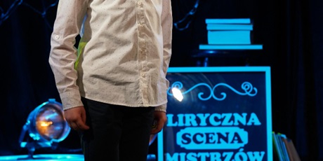 Powiększ grafikę: fotorelacja-z-gdanskiego-konkursu-recytacji-i-form-scenicznych-liryczna-scena-mistrzow-679584.jpg