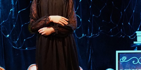 Powiększ grafikę: fotorelacja-z-gdanskiego-konkursu-recytacji-i-form-scenicznych-liryczna-scena-mistrzow-679586.jpg