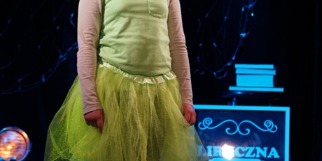 Powiększ grafikę: fotorelacja-z-gdanskiego-konkursu-recytacji-i-form-scenicznych-liryczna-scena-mistrzow-679589.jpg