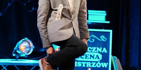 Powiększ grafikę: fotorelacja-z-gdanskiego-konkursu-recytacji-i-form-scenicznych-liryczna-scena-mistrzow-679648.jpg