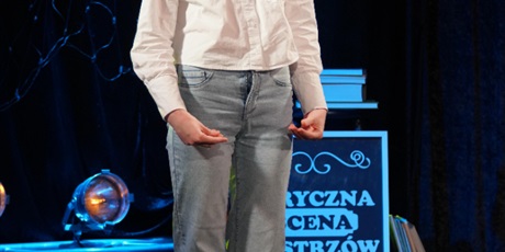 Powiększ grafikę: fotorelacja-z-gdanskiego-konkursu-recytacji-i-form-scenicznych-liryczna-scena-mistrzow-679683.jpg