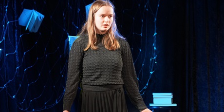 Powiększ grafikę: fotorelacja-z-gdanskiego-konkursu-recytacji-i-form-scenicznych-liryczna-scena-mistrzow-679700.jpg