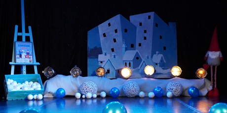 Powiększ grafikę: gala-13-gdanskiego-konkursu-plastycznego-zimowe-zabawy-675066.jpg