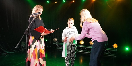 Powiększ grafikę: gala-wreczenia-nagrod-w-gdanskim-konkursie-wszechartystycznym-ruszaj-po-zdrowie-supermoc-w-tobie-655701.jpg