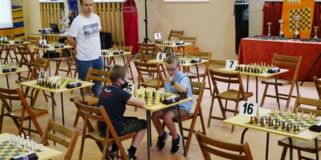 Powiększ grafikę: i-gdanski-turniej-szachowy-o-mistrzostwo-palacu-mlodziezy-281038.jpg