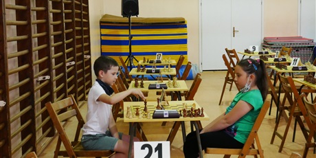 Powiększ grafikę: i-gdanski-turniej-szachowy-o-mistrzostwo-palacu-mlodziezy-281040.jpg