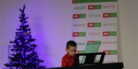 Powiększ grafikę: koncert-koled-w-pracowni-instrumentalnej-11-12-2024-r-580374.jpg