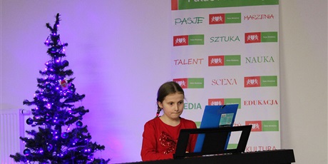 Powiększ grafikę: koncert-koled-w-pracowni-instrumentalnej-11-12-2024-r-580376.jpg